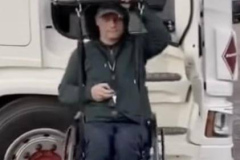 Chair-lift-cab